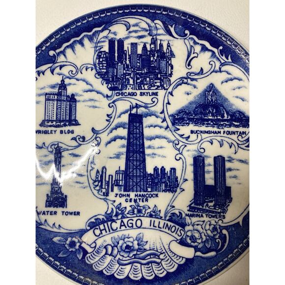 Vintage ILLINOIS Chicago Points of Interest Blue & White Souvenir Plate - Picture 2 of 3